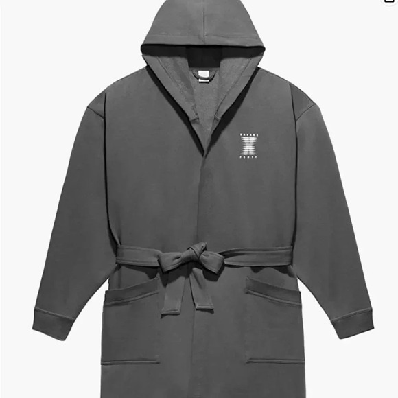Savage X Fenty Bath Robe Forever Savage Showgirl Short Hooded Belted Gray XS S - Picture 1 of 13